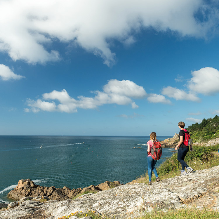 Hiking stay in Brittany “GR Sensation”