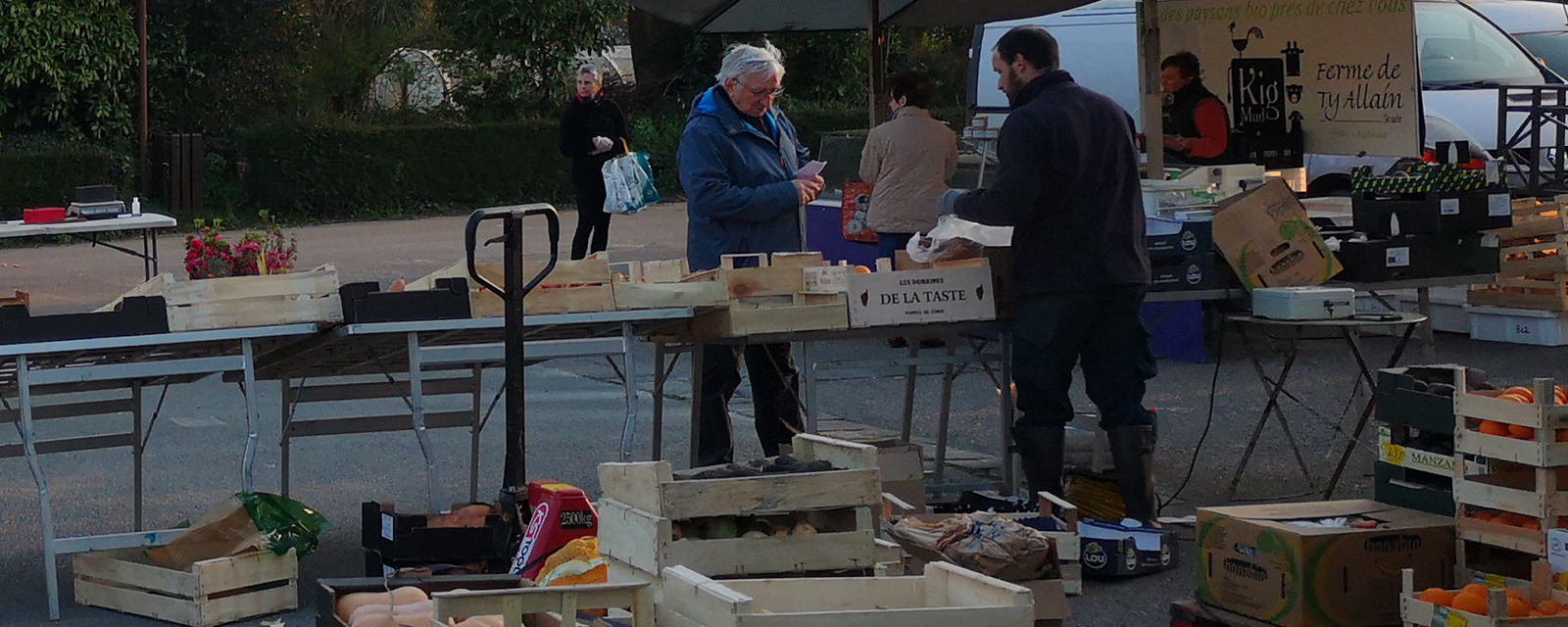 Marché de producteurs locaux