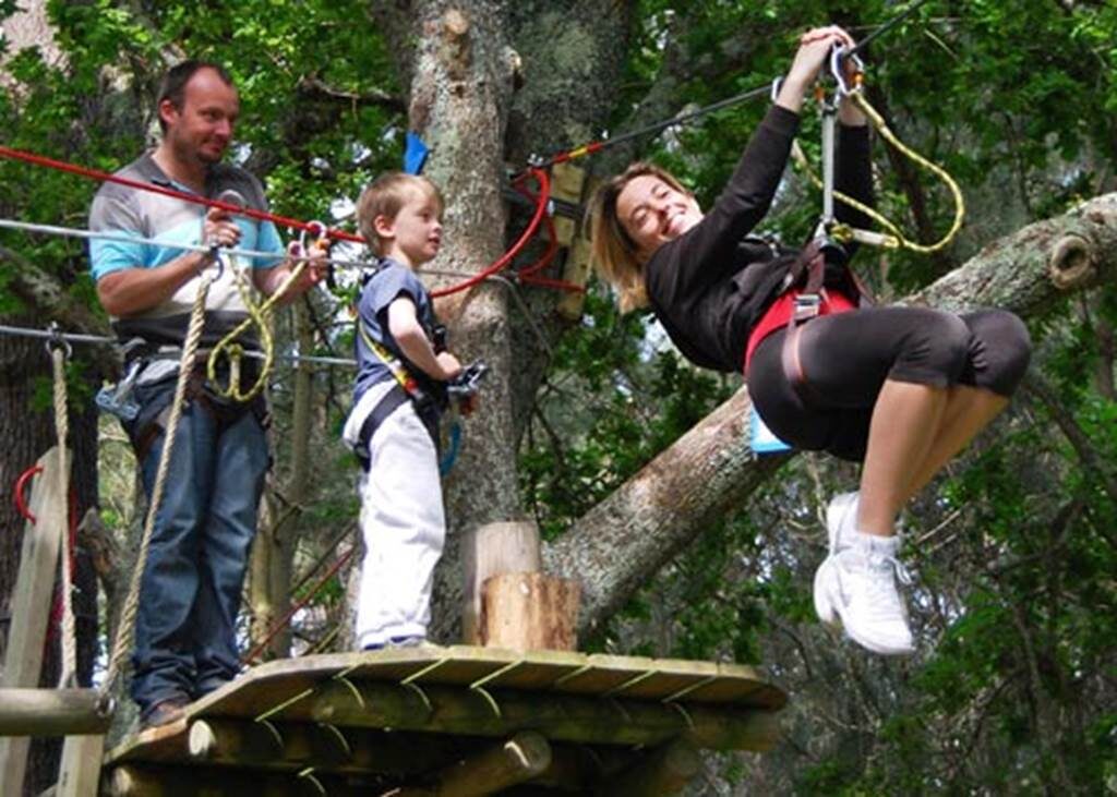 Parc Aventure  Le Poisson Volant